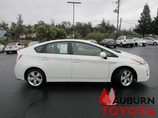 2010 Toyota Prius V