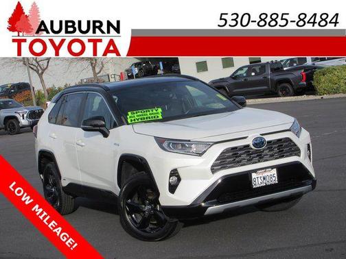 2021 Toyota RAV4 Hybrid SE