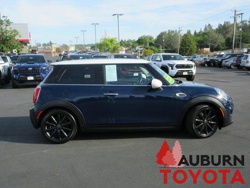 2015 MINI Hardtop Cooper