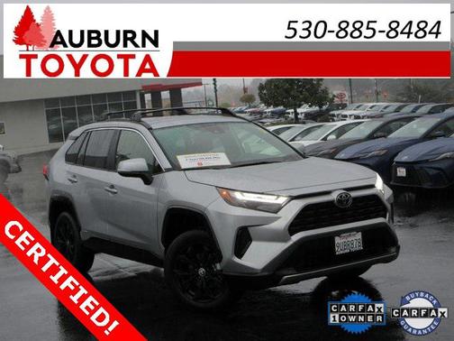 2025 Toyota RAV4 Hybrid SE