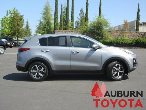 2022 Kia Sportage LX