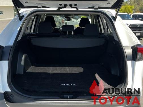 2019 Toyota RAV4 Hybrid LE