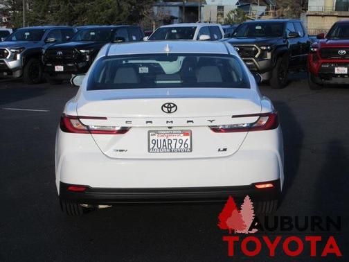 2025 Toyota Camry LE