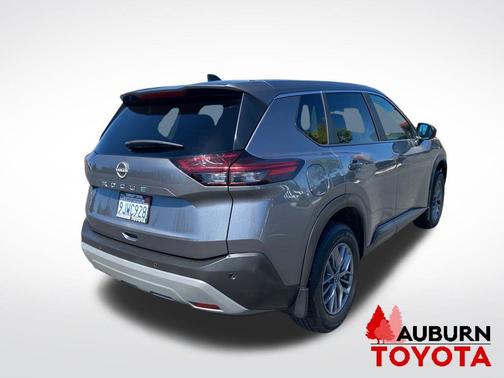 Gun Metallic 2023 Nissan Rogue S