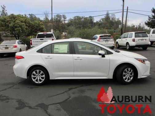 2026 Toyota Corolla LE