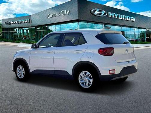 Lunar White 2026 Hyundai VENUE SE