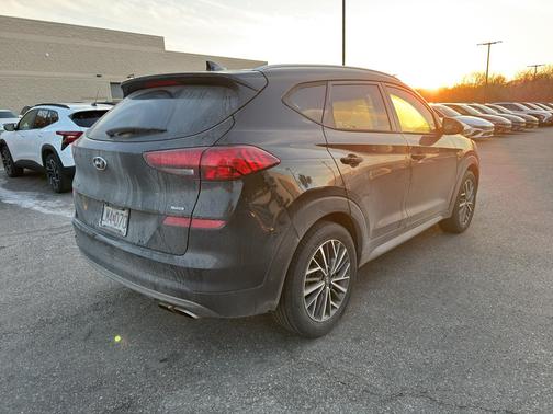 2021 Hyundai TUCSON SEL