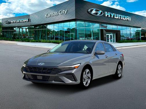 Ecotronic Gray 2026 Hyundai ELANTRA Limited