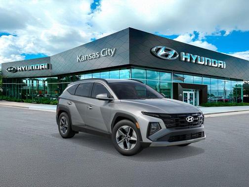 Shimmering Silver 2026 Hyundai TUCSON SEL