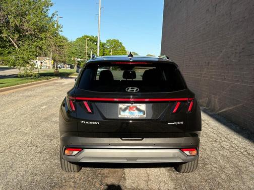 Ash Black 2026 Hyundai TUCSON Hybrid Limited