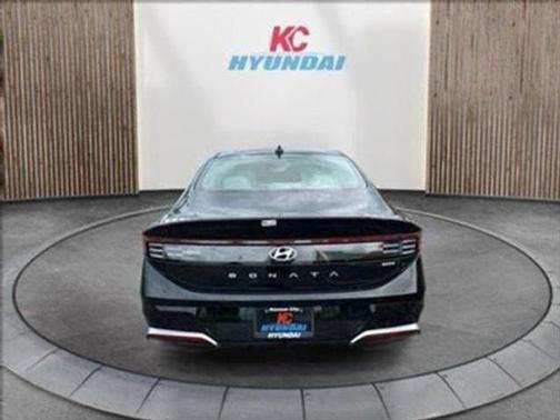 2025 Hyundai SONATA Hybrid SE