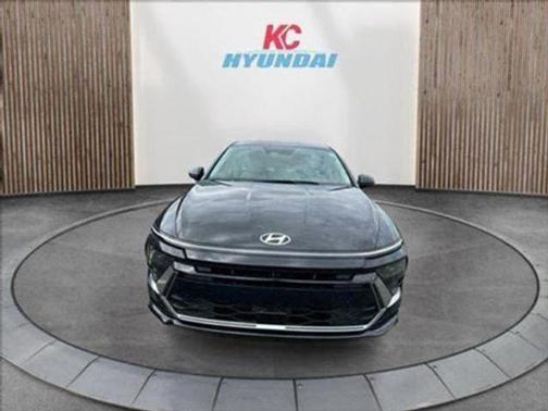 2025 Hyundai SONATA Hybrid SE