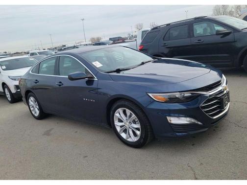 2021 Chevrolet Malibu FWD LT