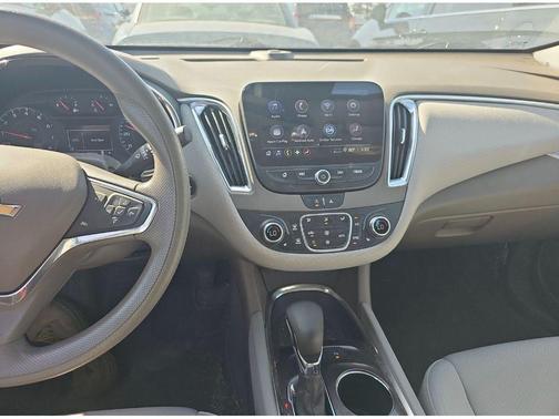 2021 Chevrolet Malibu FWD LT