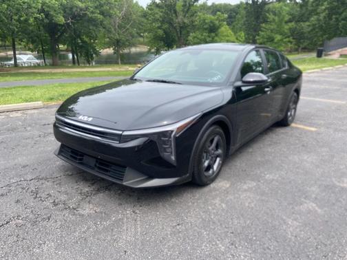 Interstellar Gray 2025 Kia K4 LXS