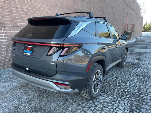 2026 Hyundai TUCSON SEL Premium