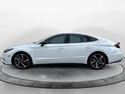 2021 Hyundai SONATA SEL Plus
