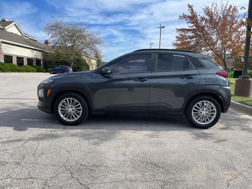 2020 Hyundai KONA SEL