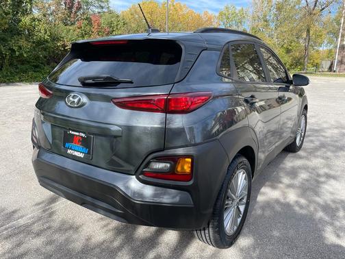 2020 Hyundai KONA SEL