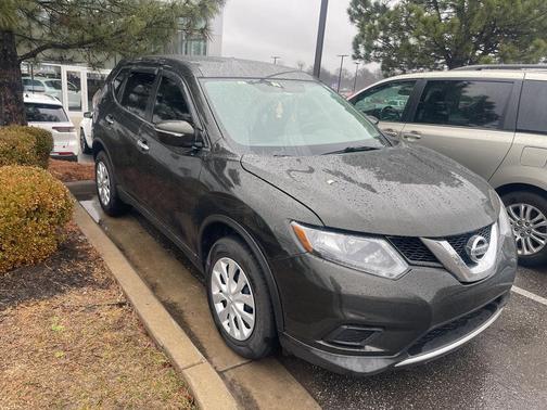 2015 Nissan Rogue S