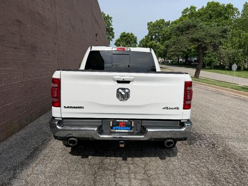Bright White Clearcoat 2023 RAM 1500 Laramie
