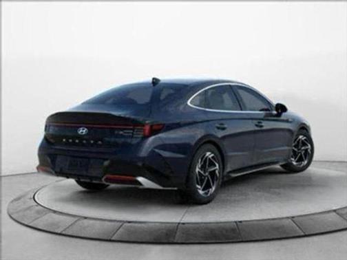 2026 Hyundai SONATA SEL