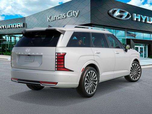 Creamy White Pearl 2026 Hyundai Palisade Hybrid Calligraphy