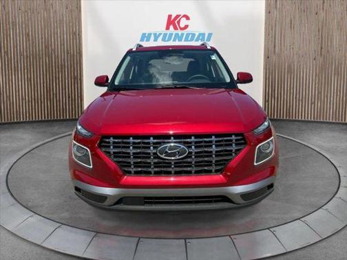 2025 Hyundai VENUE Limited