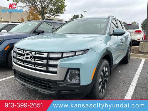 2025 Hyundai SANTA CRUZ SEL Activity