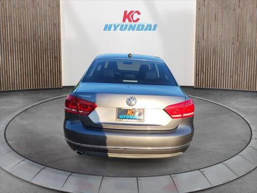 2014 Volkswagen Passat 2.0L TDI DSG SEL Premium