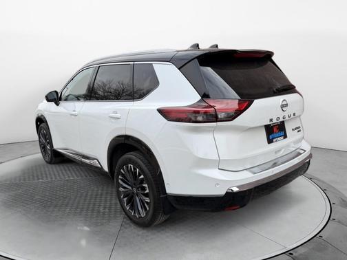 2025 Nissan Rogue Platinum