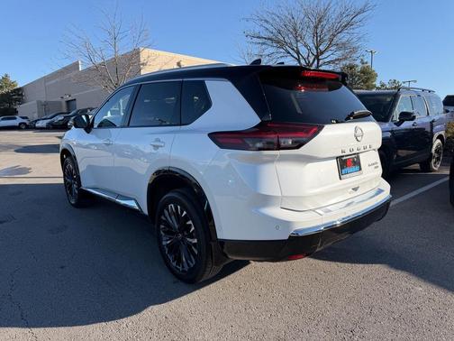 2025 Nissan Rogue Platinum