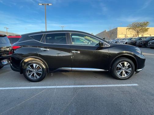 2022 Nissan Murano S FWD