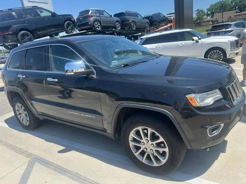 Brilliant Black Crystal Pearlcoat 2015 Jeep Grand Cherokee Limited