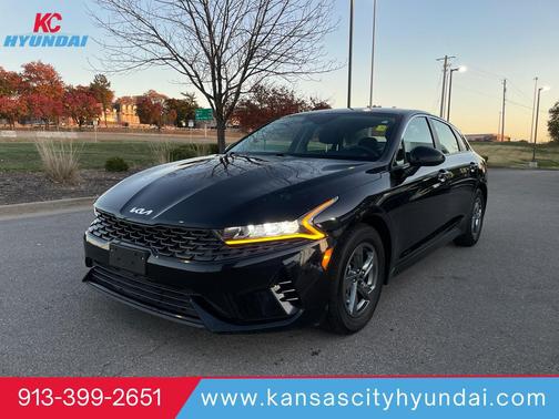 2022 Kia K5 LXS