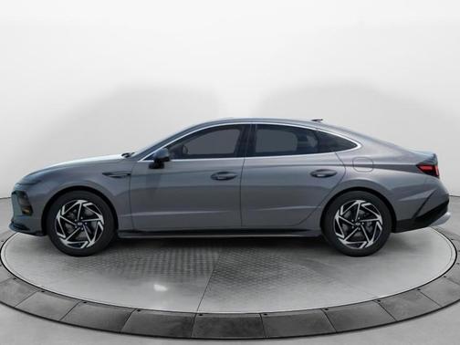 2026 Hyundai SONATA SEL