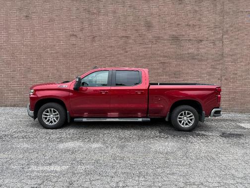 Red 2021 Chevrolet Silverado 1500 LT