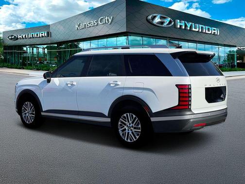Creamy White Pearl 2026 Hyundai PALISADE SEL 7P
