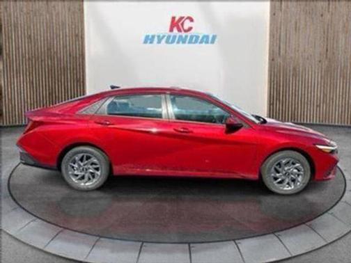 2025 Hyundai ELANTRA HEV Blue