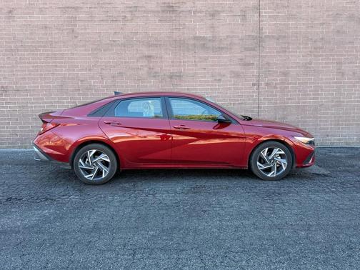 2025 Hyundai ELANTRA HEV Blue