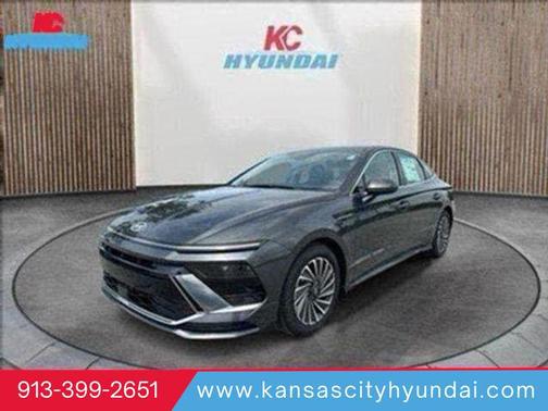 2025 Hyundai SONATA Hybrid SE