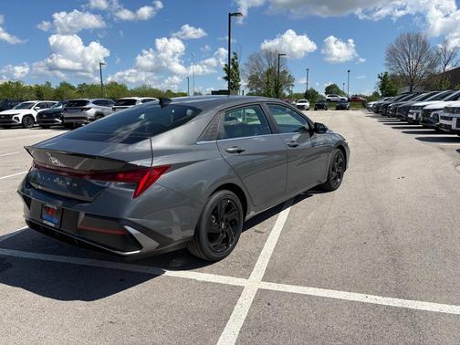 Ecotronic Gray 2026 Hyundai ELANTRA Sport