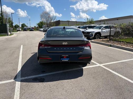 Ecotronic Gray 2026 Hyundai ELANTRA Sport