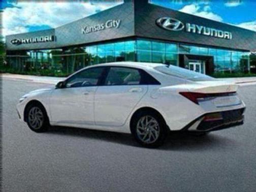 2025 Hyundai ELANTRA HEV Blue
