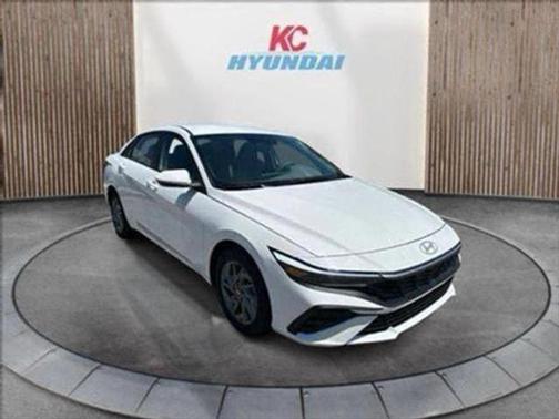 2025 Hyundai ELANTRA HEV Blue