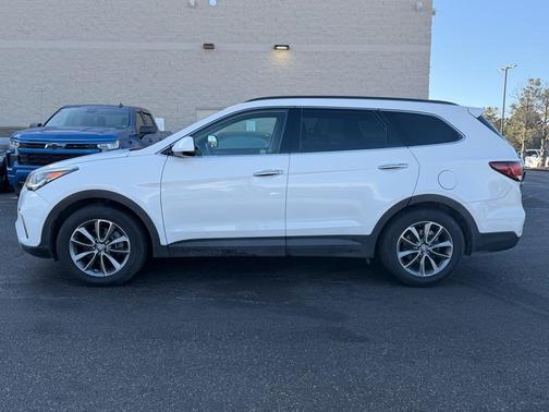 2019 Hyundai Santa Fe XL SE