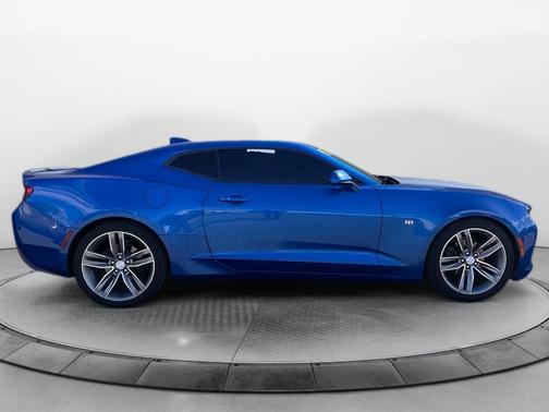 2017 Chevrolet Camaro 2LT