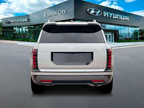 Typhoon Silver Metallic 2026 Hyundai PALISADE Limited