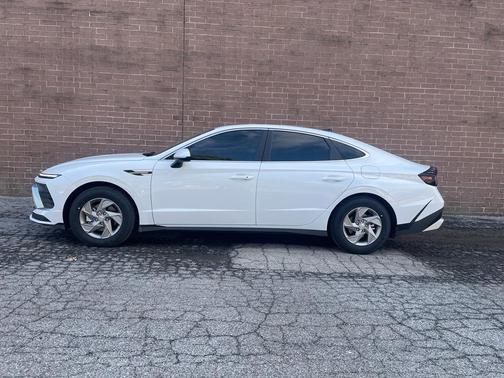 2026 Hyundai SONATA SE