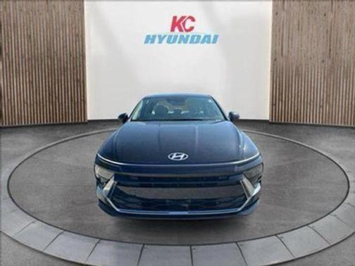 2025 Hyundai SONATA Hybrid SE